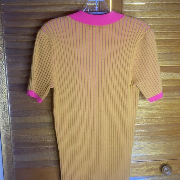 Brand new women’s Burberry Ochre Yellow - Picture 9 of 12